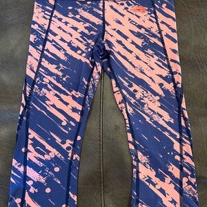 The North Face Coral and Navy Pulse Capri Leggings